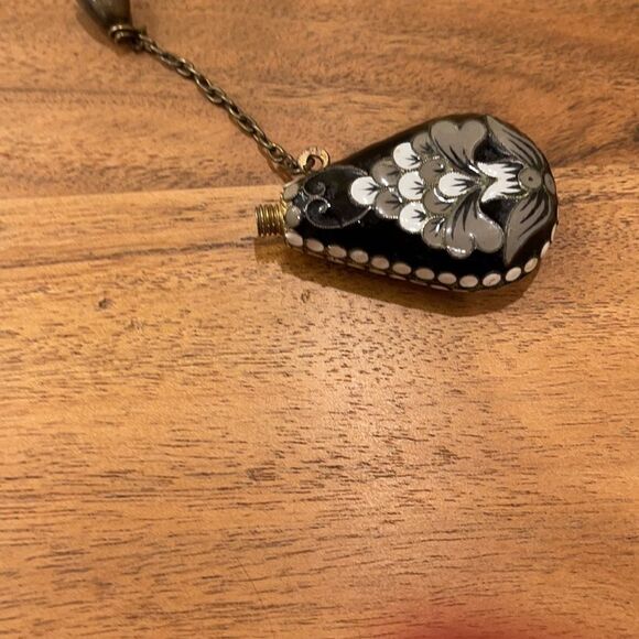 Parfumerie bottle  - Picture 3 of 4